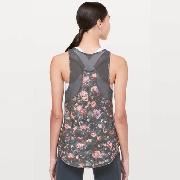 Lululemon Sculpt Tank II in Frosted Rose Multi - Picture 2 of 7
